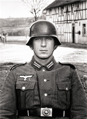 August Sander - Soldato, c. 1940