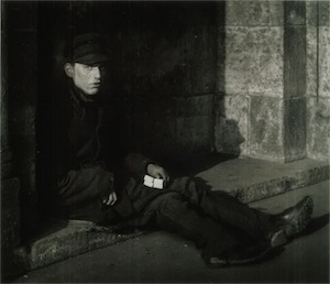 August Sander - Match seller, 1927