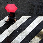 Fotografia scattata dalla finestra di casa mentre piove